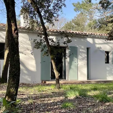 Les Quatre Chenes, House, Vert-bois D'oleron * Dolus d'Oléron